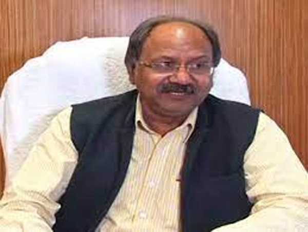 छत्तीसगढ़ में कई माफियाओं के बीच अब प्रधानमंत्री आवास माफिया भी : बृजमोहन छत्तीसगढ़ में कई माफियाओं के बीच अब प्रधानमंत्री आवास माफिया भी : बृजमोहन